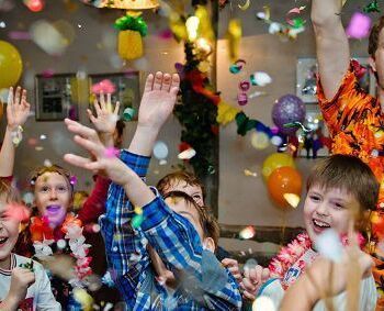 Танцевальная программа "Just Dance" - Организация праздников от компании TOP-SHOW в Екатеринбурге