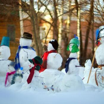 Парад снеговиков - Организация праздников от компании TOP-SHOW в Екатеринбурге